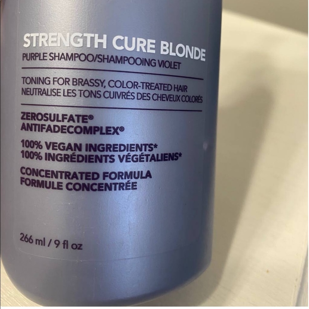 PUREOLOGY Blonde Shampoo